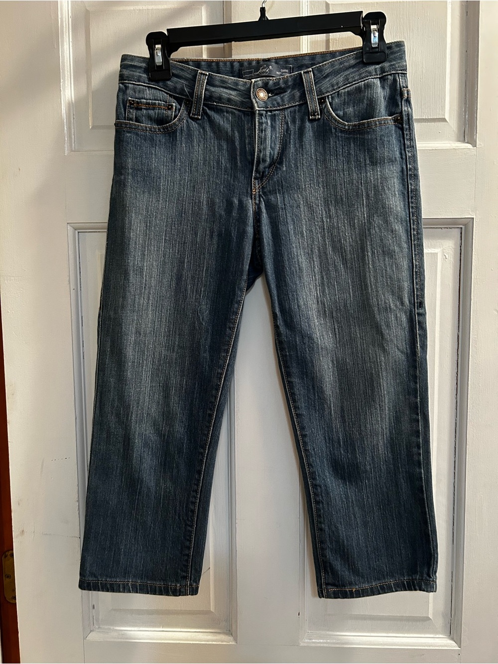 Levi's capri Blue Jeans